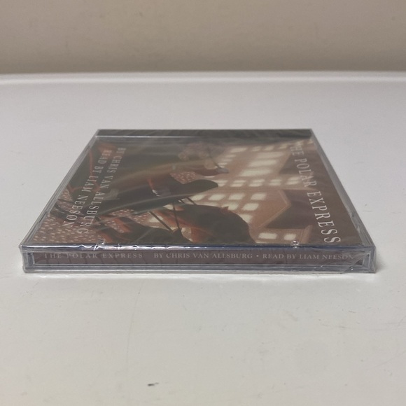 The Polar Express by Chris Allsburg Read by Liam Neeson CD - Picture 4 of 4